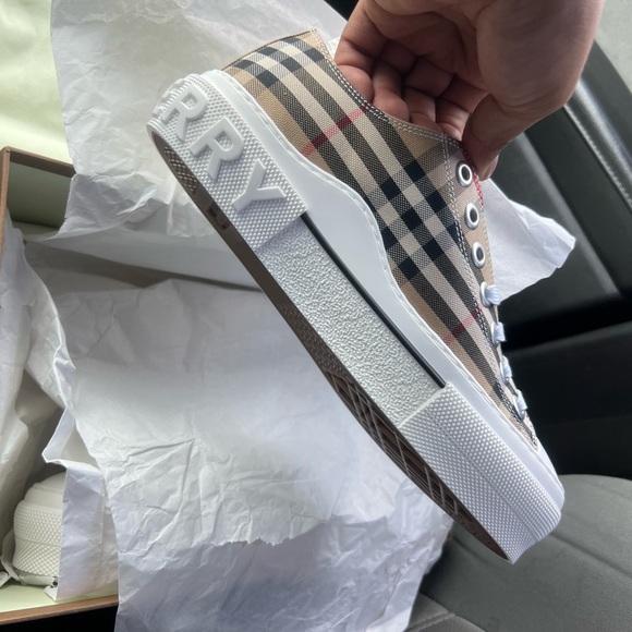 Women shoes - Picture 3 of 6